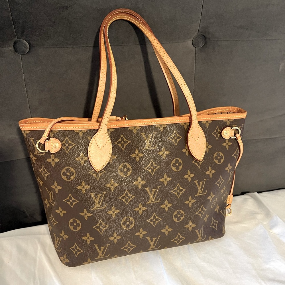 Authentic Louis Vuitton bag